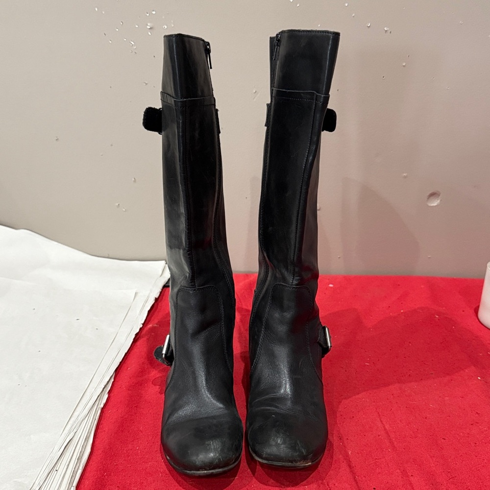 Black Leather Knee-High Boots - Picture 2 of 6